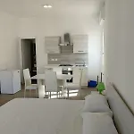 Experience Apartment *